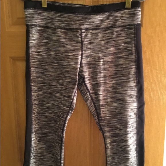 MNY Black, White, Gray Striped Capri Leggings - Picture 1 of 6